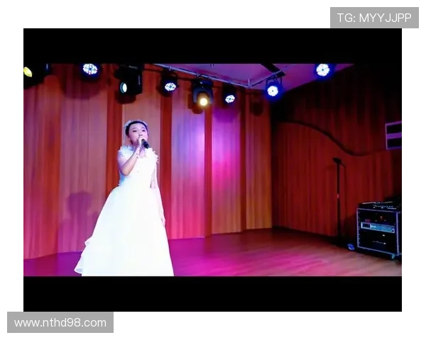 《超级女生》:点燃梦想,闪耀舞台,她们的故事不止于歌声